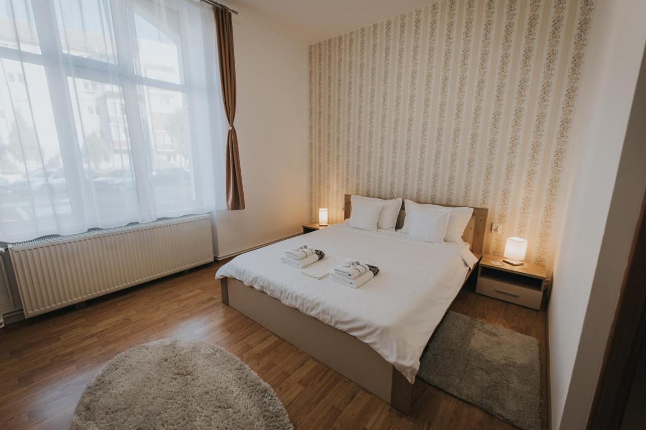 Gavri's Classic Apartment Sibiu Extérieur photo