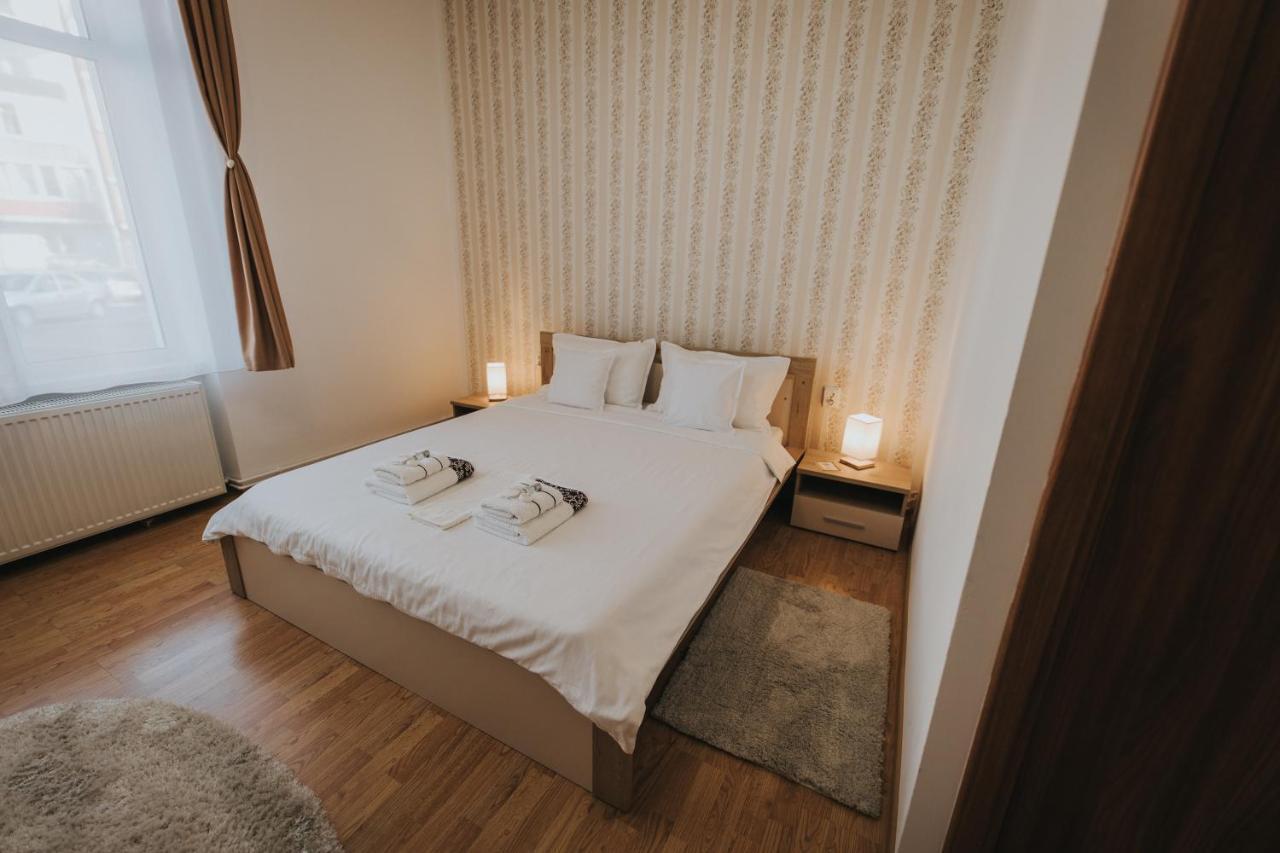 Gavri's Classic Apartment Sibiu Extérieur photo