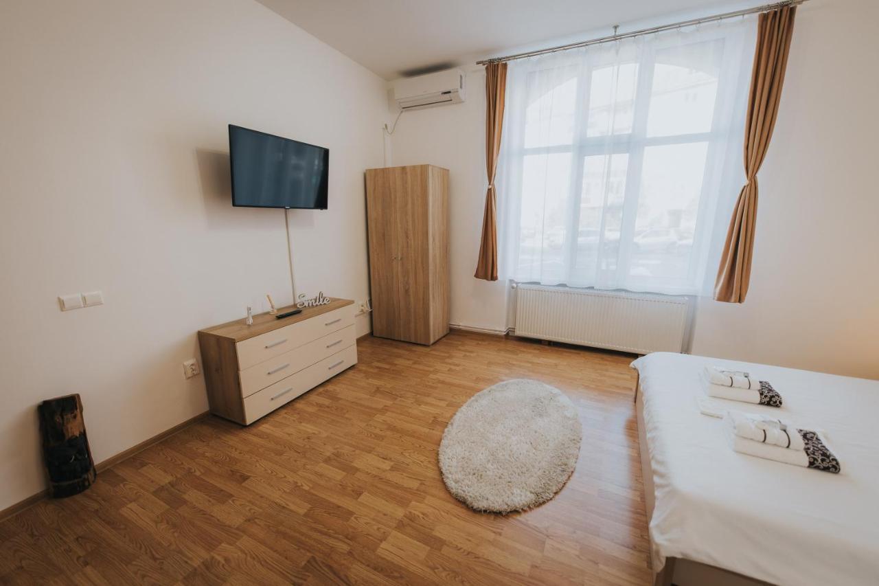 Gavri's Classic Apartment Sibiu Extérieur photo